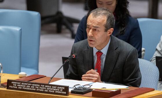 خالد خياري مساعد الأمين العام للأمم المتحدة لشؤون الشرق الأوسط وآسيا والمحيط الهادئ، يقدم إحاطة إلى مجلس الأمن الدولي